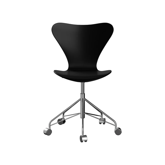 Fritz Hansen Sjuan 3117 kontorsstol svart, lackad, kromat hjulstativ
