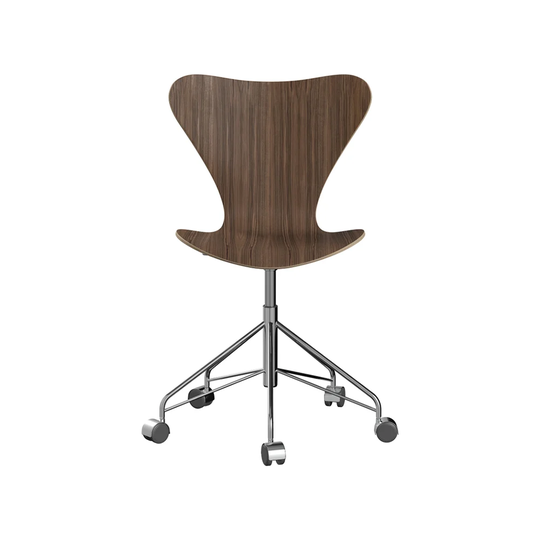 Fritz Hansen Sjuan 3117 kontorsstol walnut, klarlackad, kromat hjulstativ