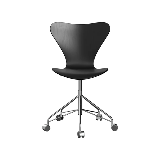 Fritz Hansen Sjuan 3117 kontorsstol svart, målad ask, kromat hjulstativ